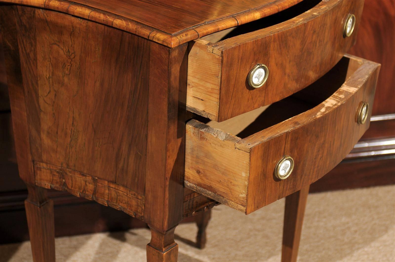 Pair of Walnut Italian Neoclassical Bedside Commodes, ca. 1790 3