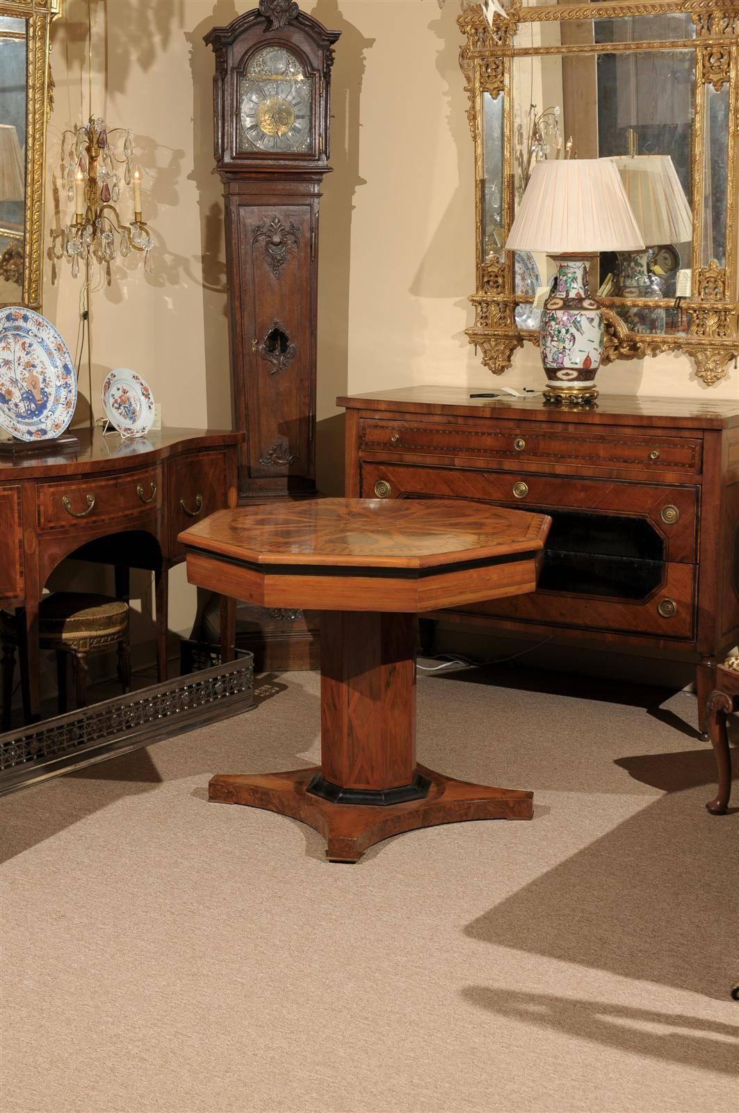 Ebonized 19th Century Italian Neoclassical Style Octagonal Center Table with Inlay For Sale