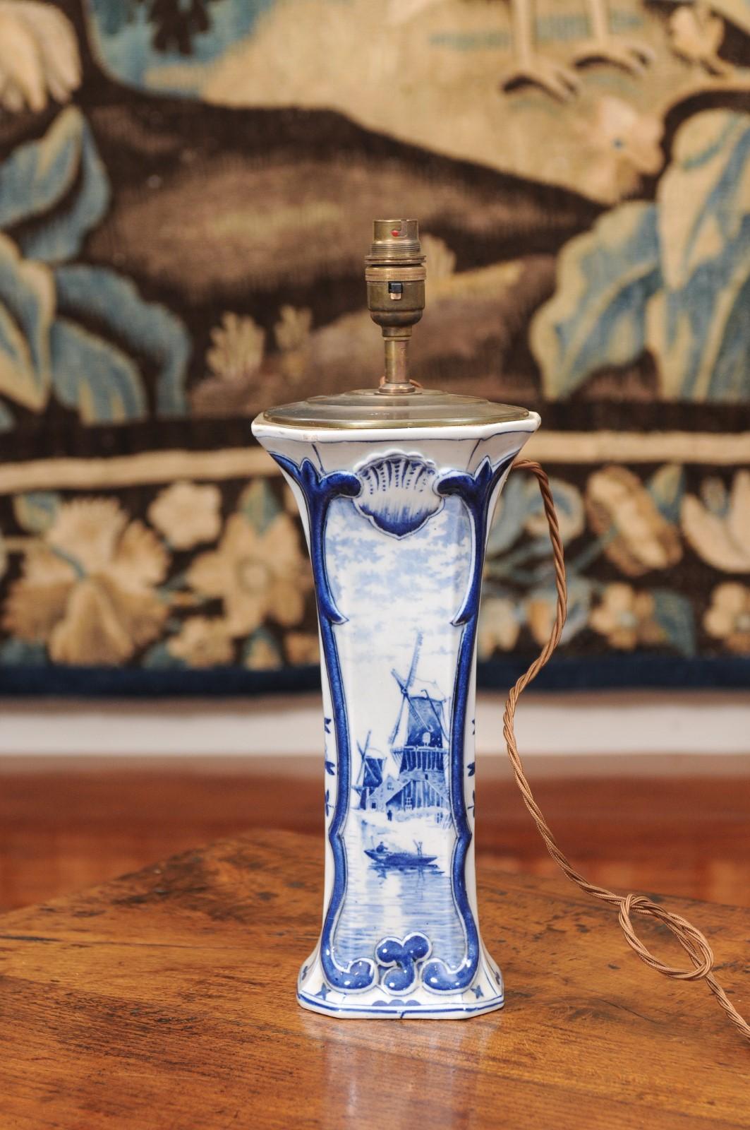 Gran jarrón de Delft azul y blanco del siglo XIX, cableado como lámpara en venta 6