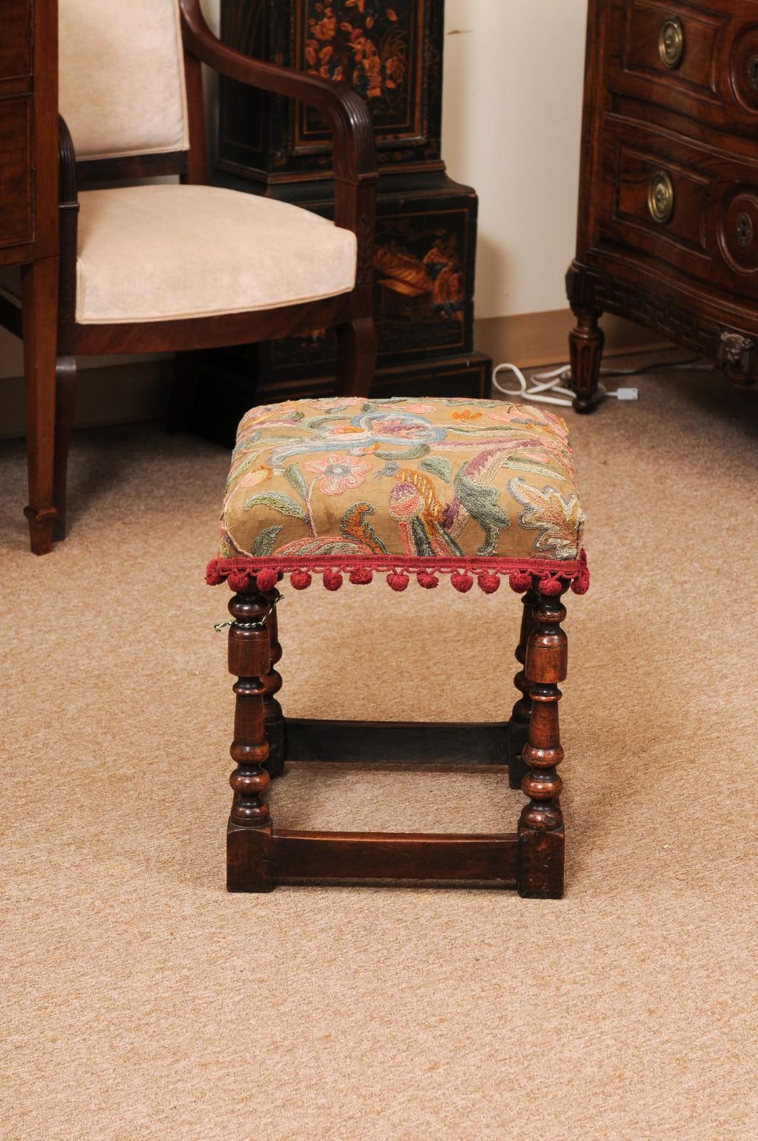 18th Century French LXIII Style Walnut Bench with Crewell Work Upholstery For Sale 3