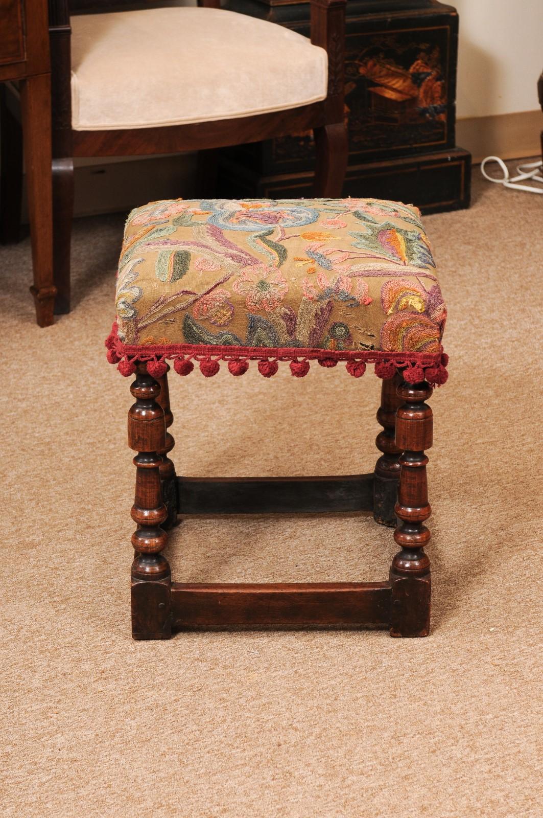 18th Century French LXIII Style Walnut Bench with Crewell Work Upholstery For Sale 9