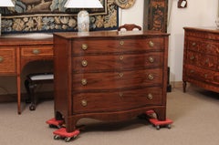 English 19th Century Mahogany Serpentine Chest with String Inlay and 5 Drawers