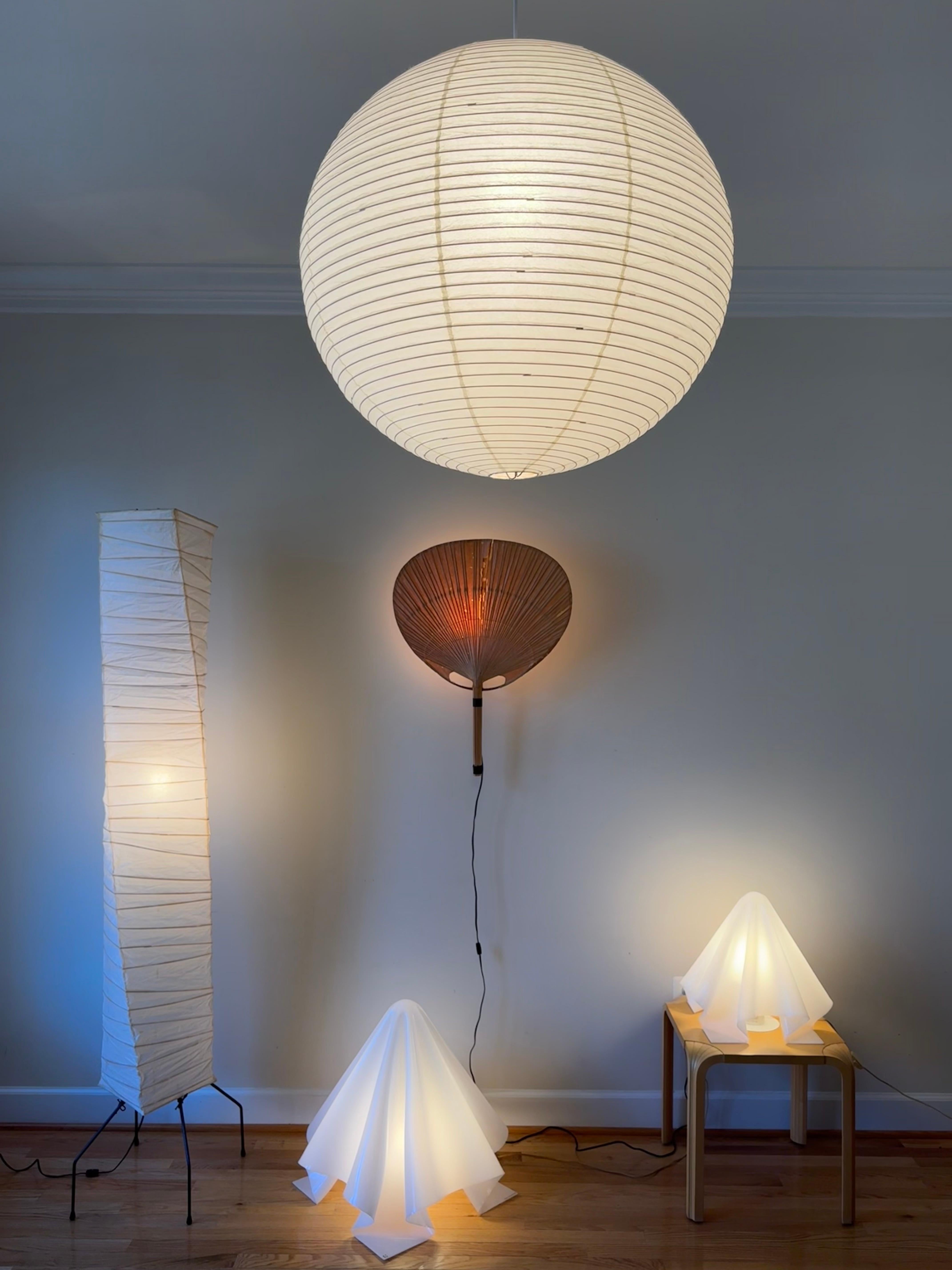 Mid-Century Modern Isamu Noguchi Akari Light Sculpture, Model 55A Ceiling Lamp For Sale