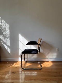 Poltrona Cesca di Marcel Breuer per Knoll, design moderno di metà secolo