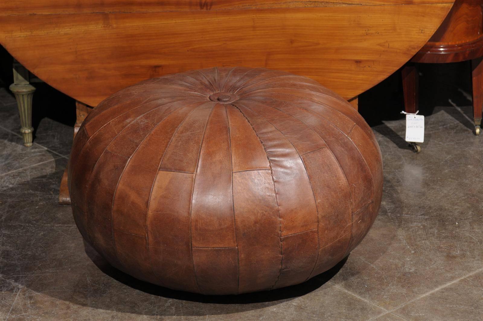 Leather Pouf or Ottoman In Excellent Condition In Atlanta, GA
