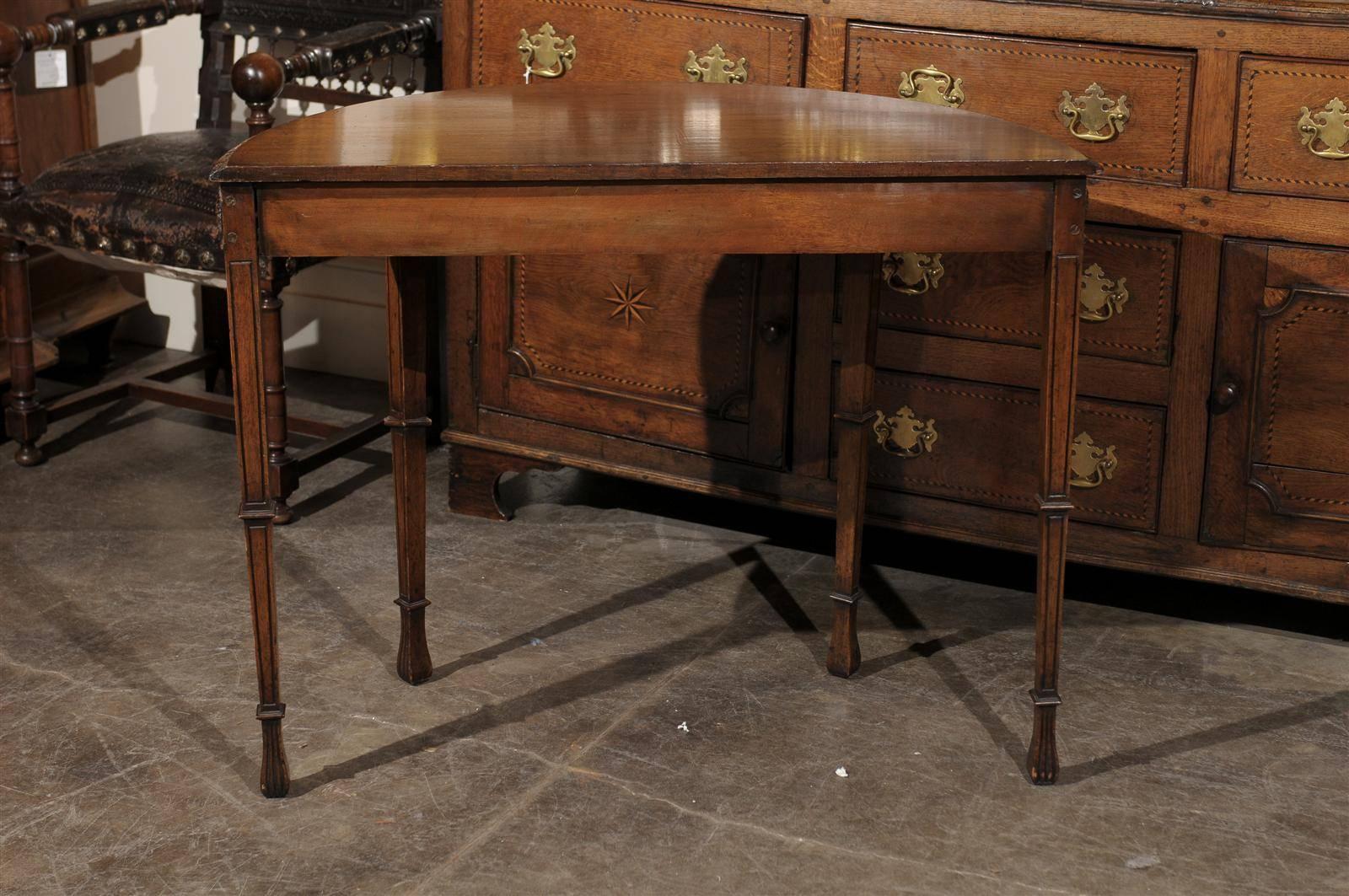 English Turn of the Century Wooden Demi-Lune Table with Carved Apron For Sale 2