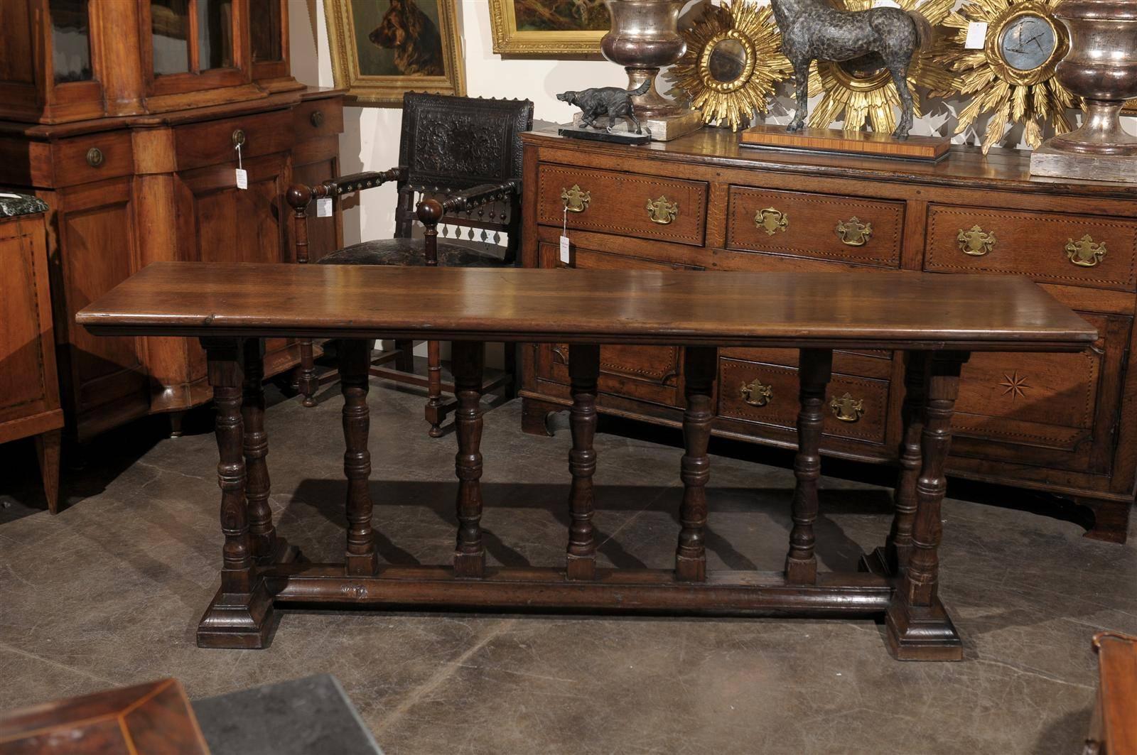 Italian Early 19th Century Walnut Console Table with Unusual Trestle Base 2