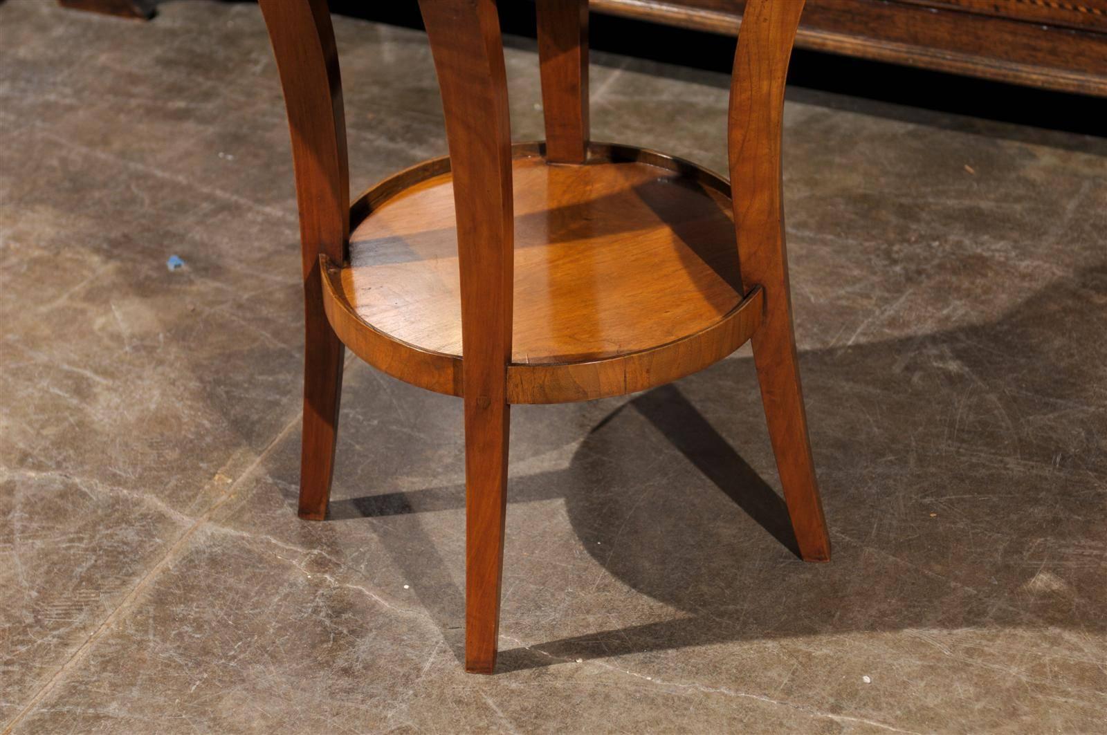 Italian Round Side Table with Cube Parquetry Inlay from the Early 19th Century In Good Condition In Atlanta, GA