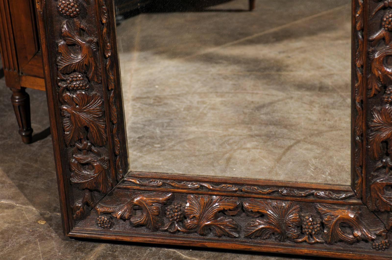 German Black Forest Carved Mirror with Foliage Motifs from the Late 19th Century 2