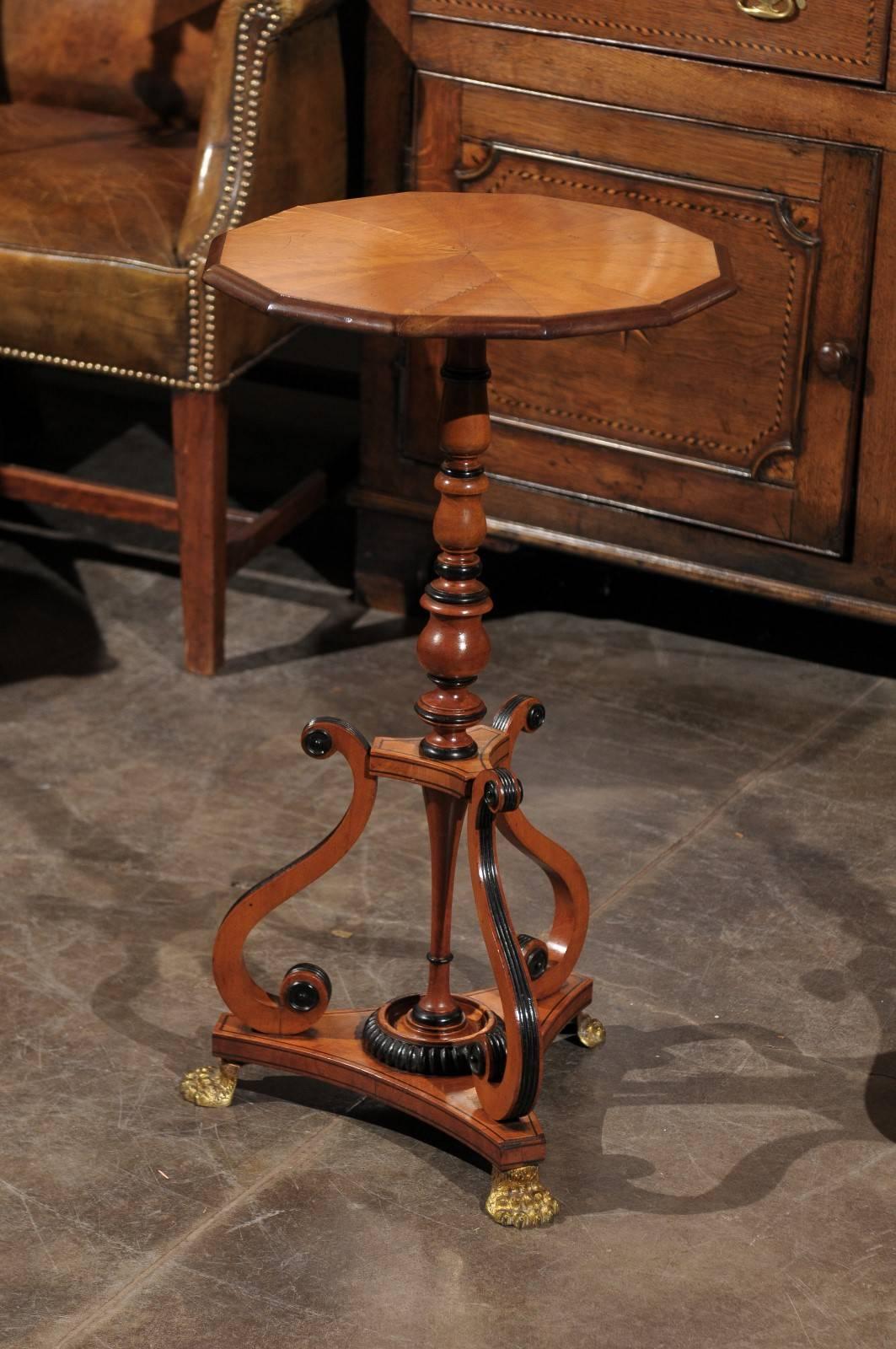 Pair of 1820s English Period Regency Parcel-ebonized Side Tables with Volutes In Good Condition In Atlanta, GA