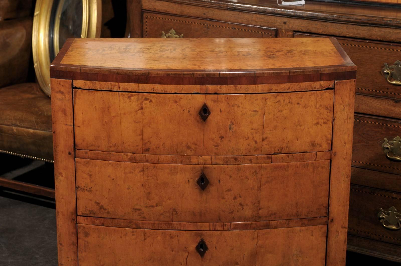 19th Century 1860s Austrian Biedermeier Bow Front Commode with Contrasting Banded Inlays