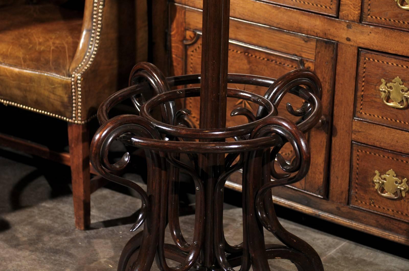 Wood 19th Century English Twelve-Hook Bentwood Hall Tree in the Style of Thonet
