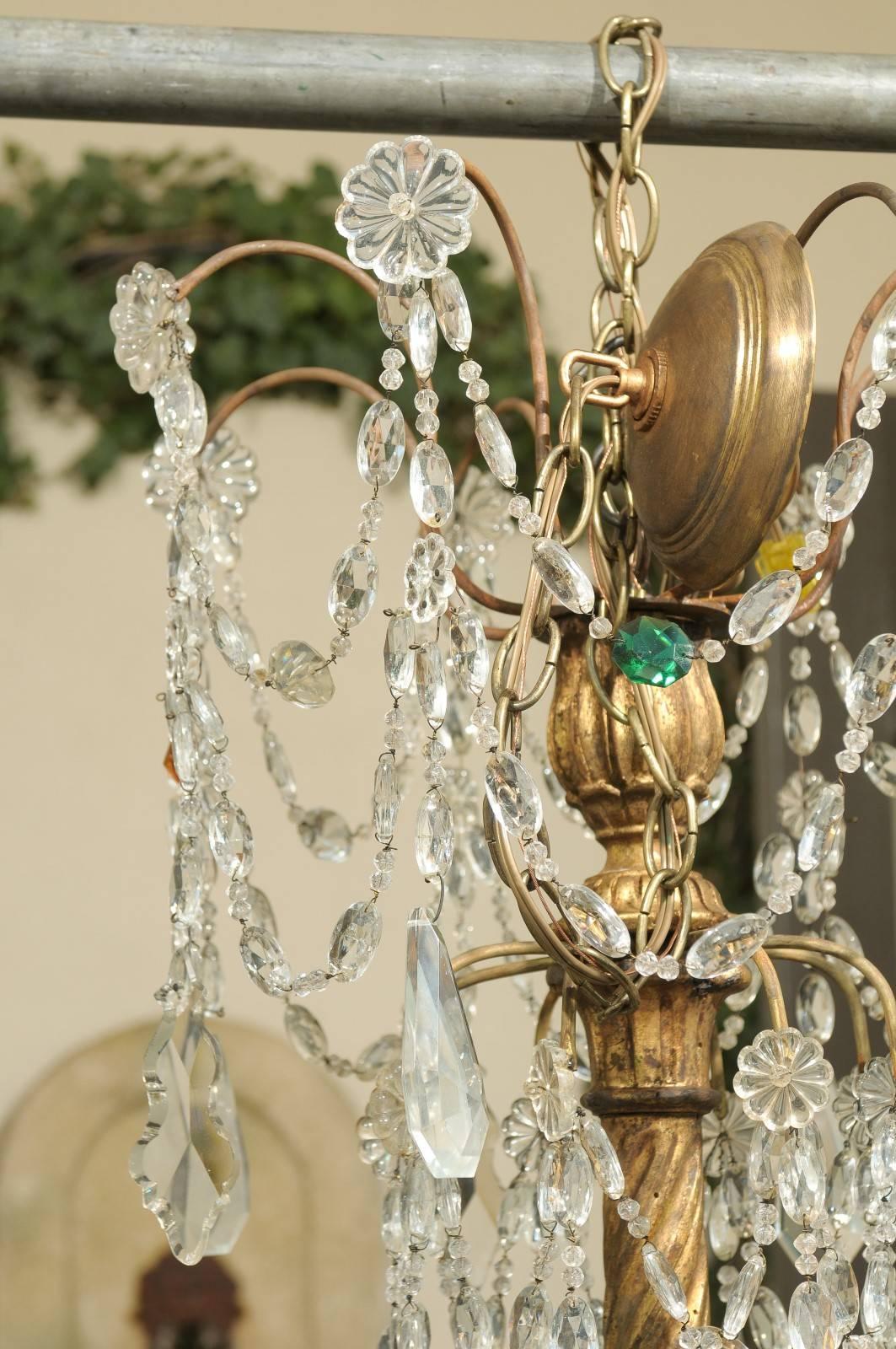 Italian Eight-Light Crystal and Giltwood Chandelier from the Early 20th Century 6
