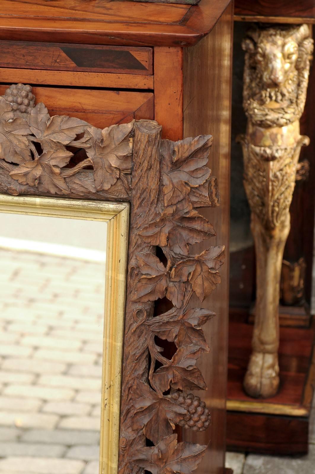 19th Century Black Forest 1880s Carved Wooden Rectangular Mirror with Openwork Grapevines