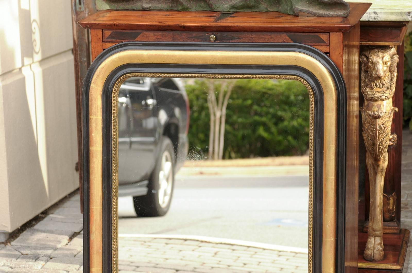 French Louis-Philippe Style Gilded and Ebonized Molded Mirror, circa 1900 5