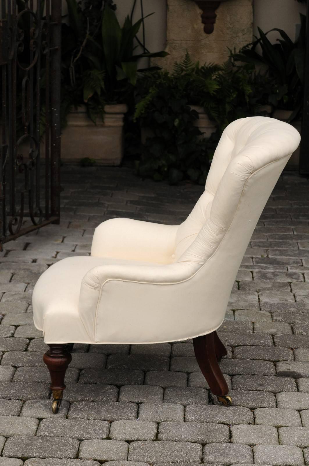 English William IV Style Tufted Fanback Slipper Chair from the Late 19th Century 2