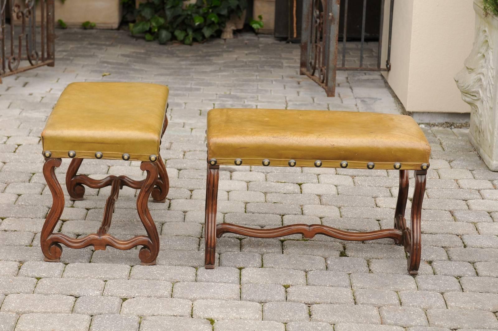 Pair of French Leather Upholstered Mutton Leg Walnut Stools / Benches, Late 19th In Excellent Condition In Atlanta, GA