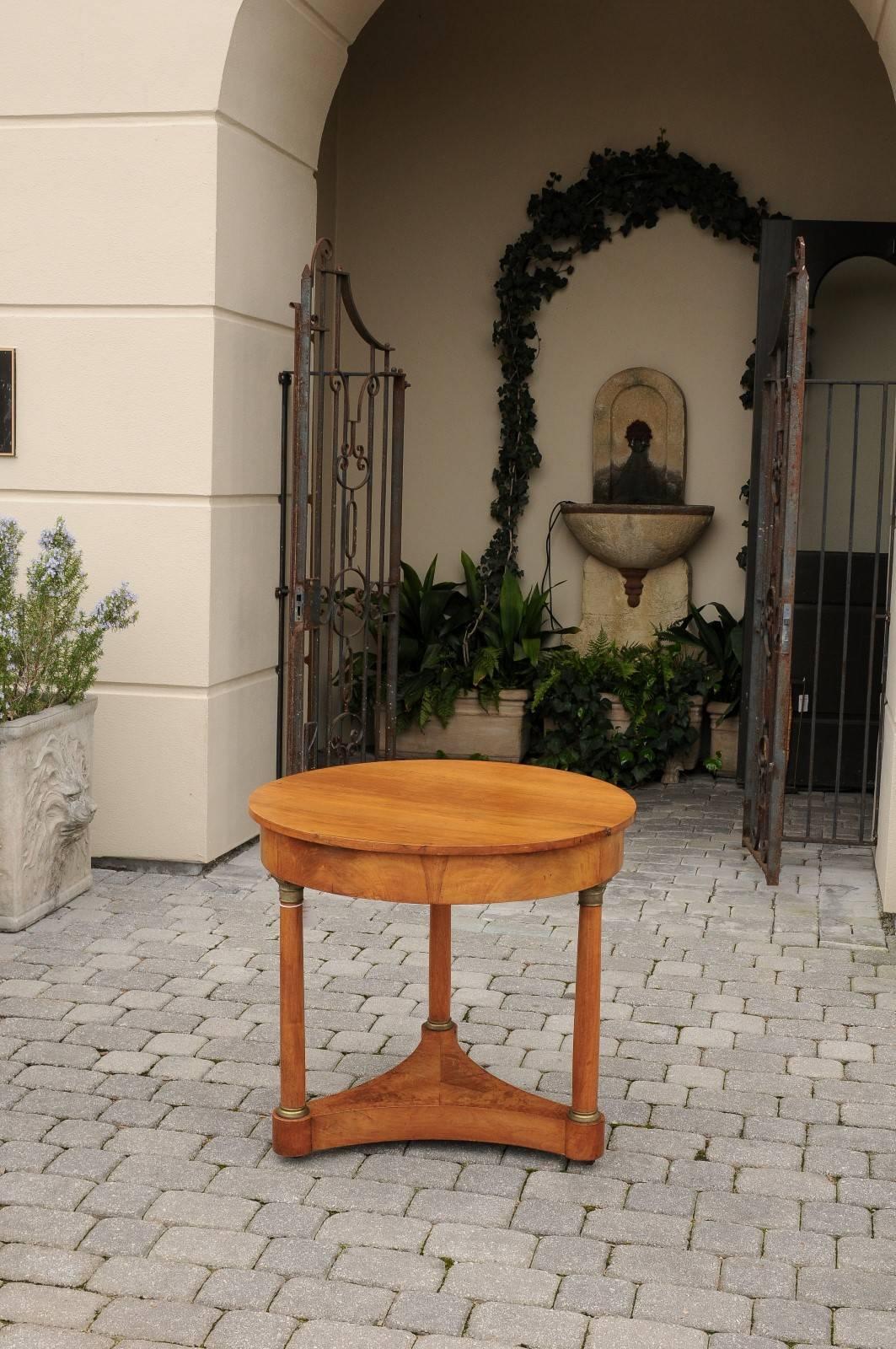 biedermeier round table