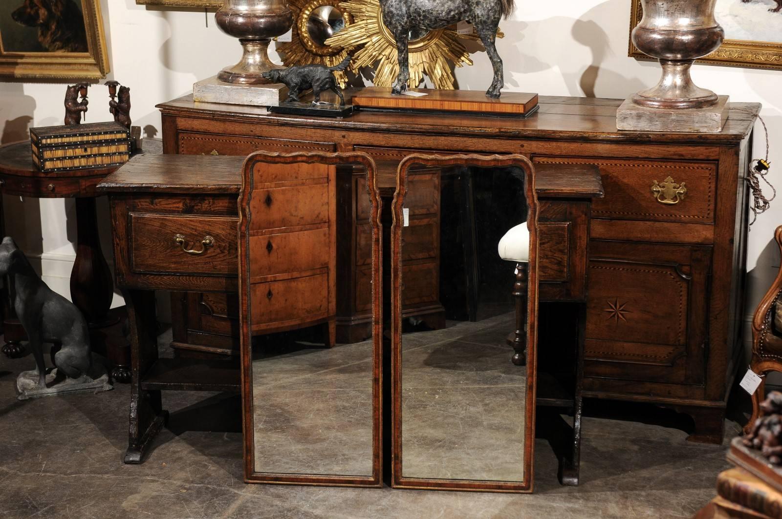 Veneer Pair of English Late 19th Century Queen Anne Style Burled Walnut Mirrors