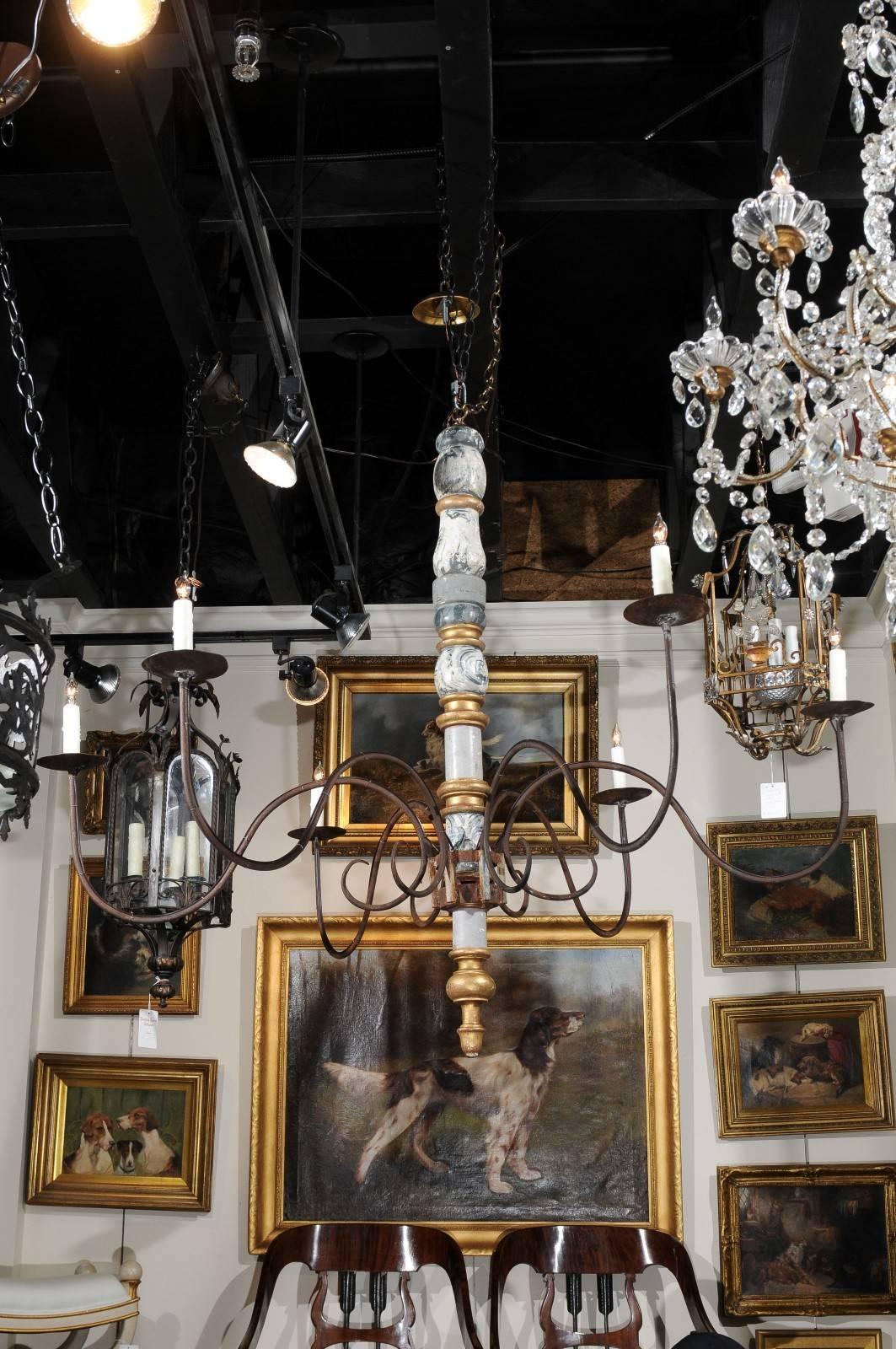 Italian Large Early 20th Century Six-Light Wood and Iron Candelabra Chandelier 4