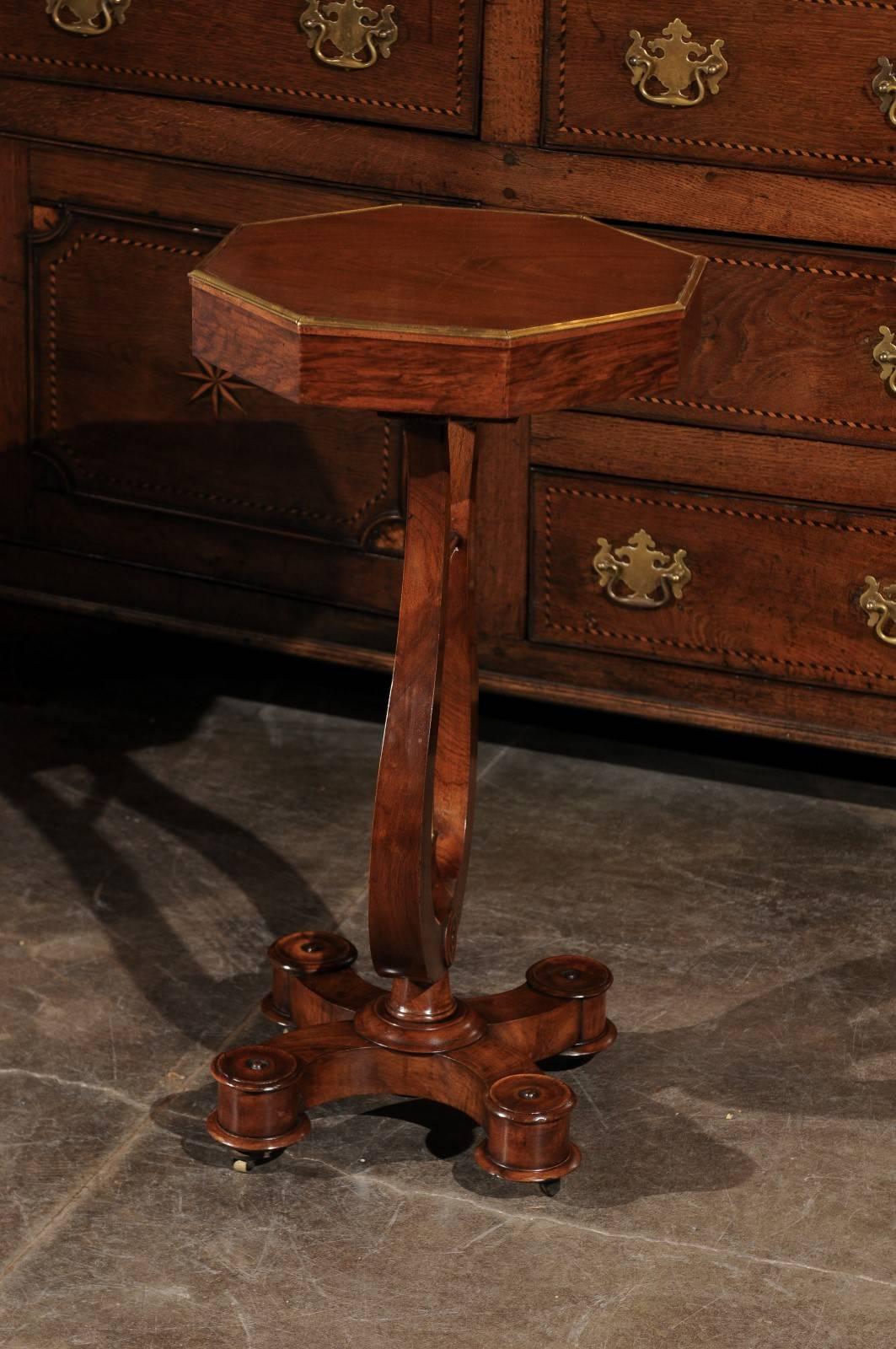 Early 19th Century English Regency Mahogany Side Table with Lyre Shaped Pedestal 3