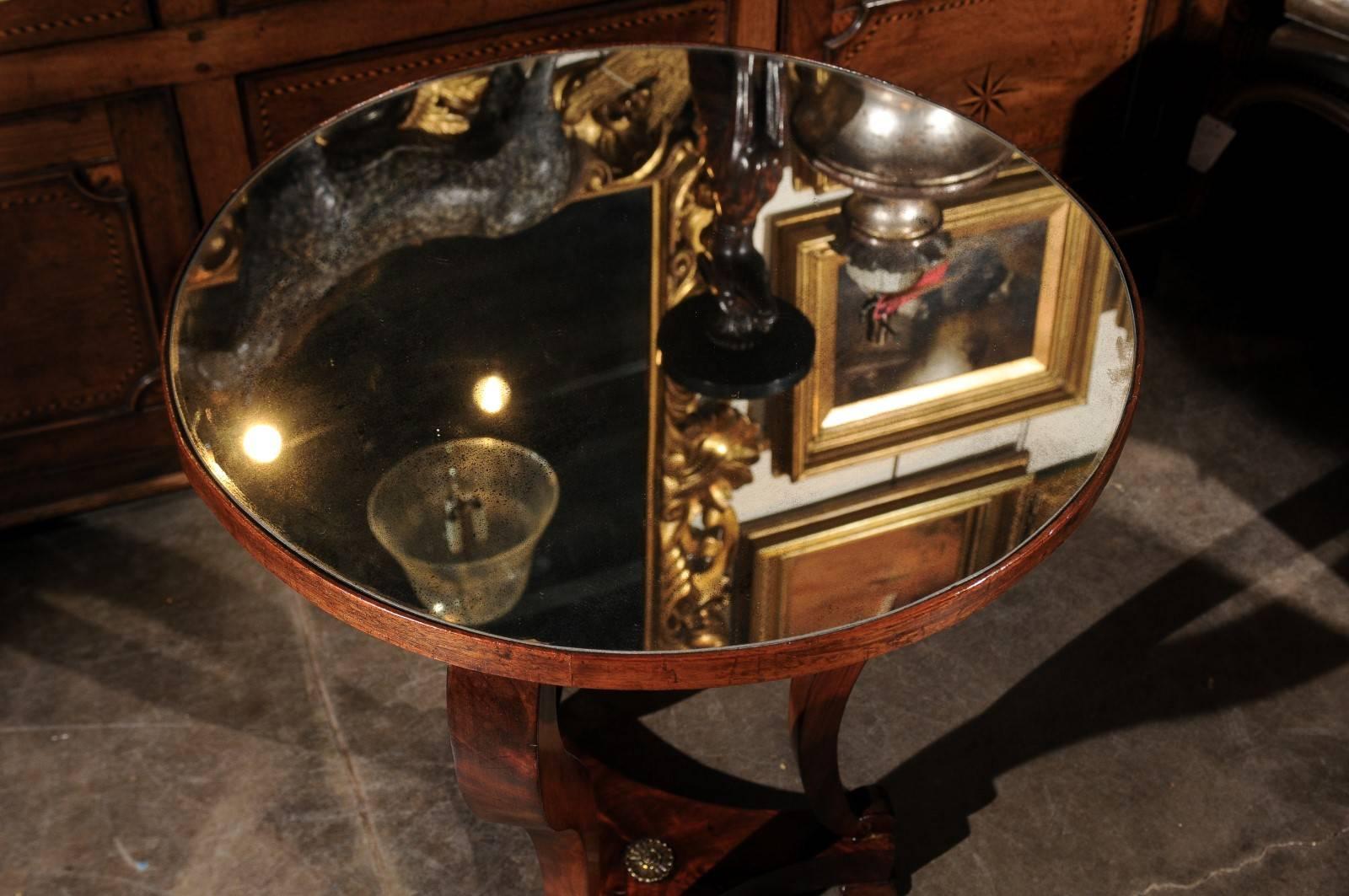 French Mahogany Restauration Style Guéridon Table with Mirrored Top, circa 1870 1