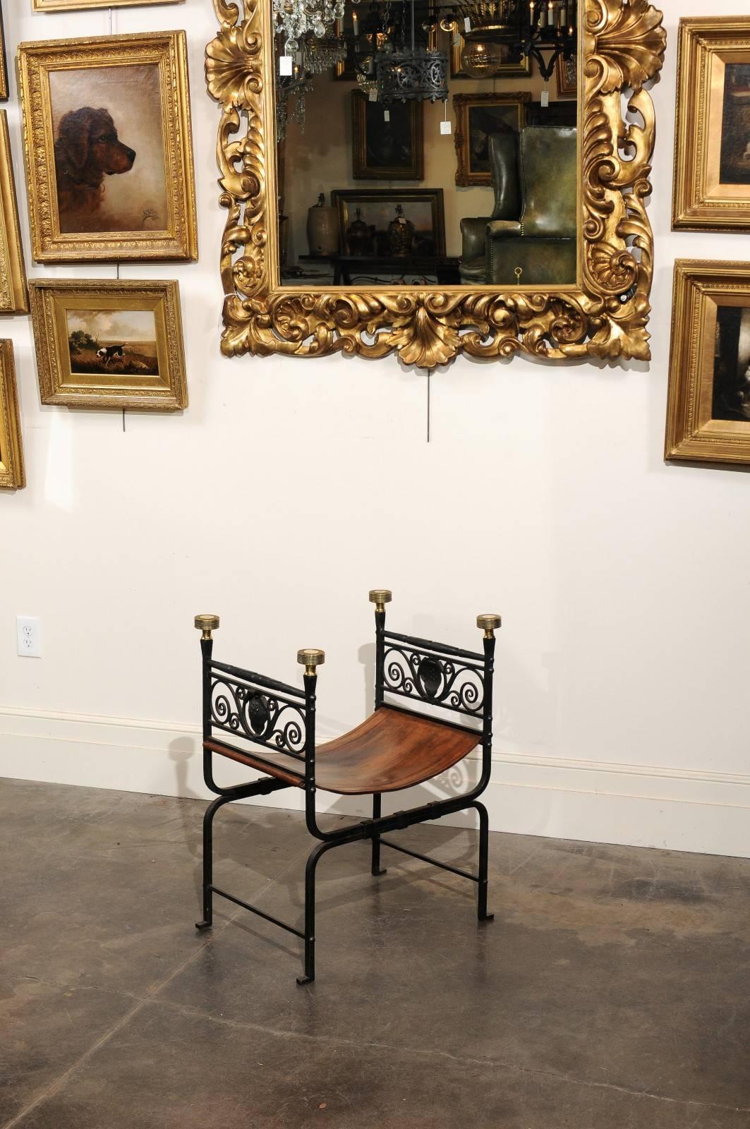English Campaign Iron, Brass and Leather Stool from the Turn of the Century In Good Condition In Atlanta, GA