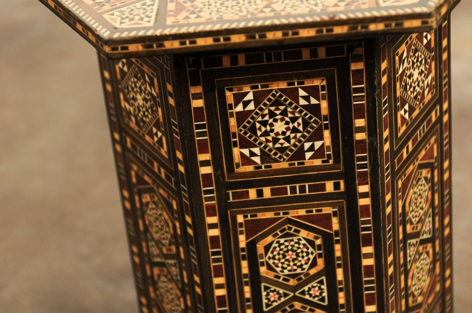 Petite Moroccan Drinks Table with Wood and Bone Inlay and Geometric Decor In Excellent Condition In Atlanta, GA