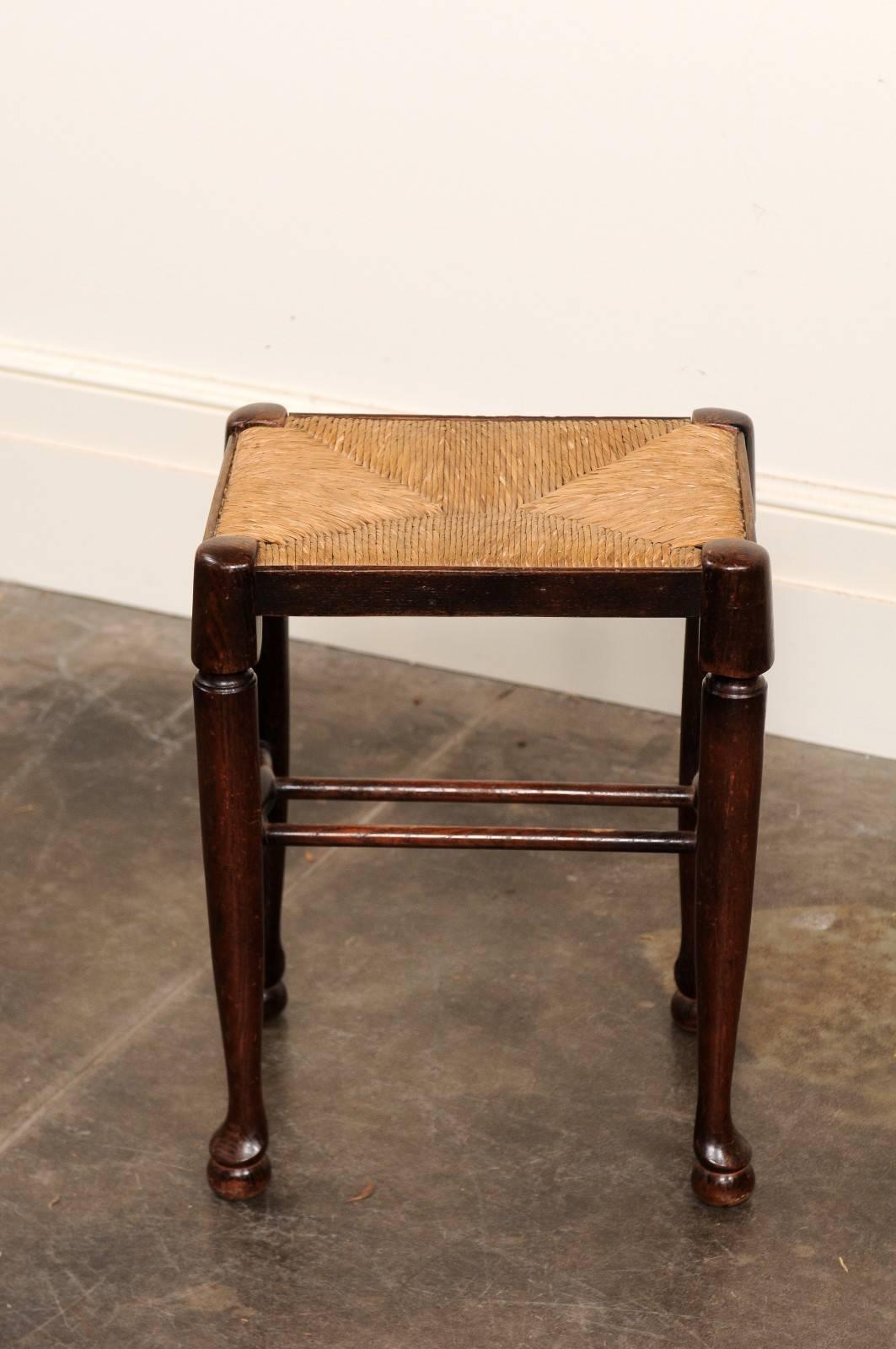 English Petite Oak Stool with Rectangular Rush Seat from the Late 19th Century 4