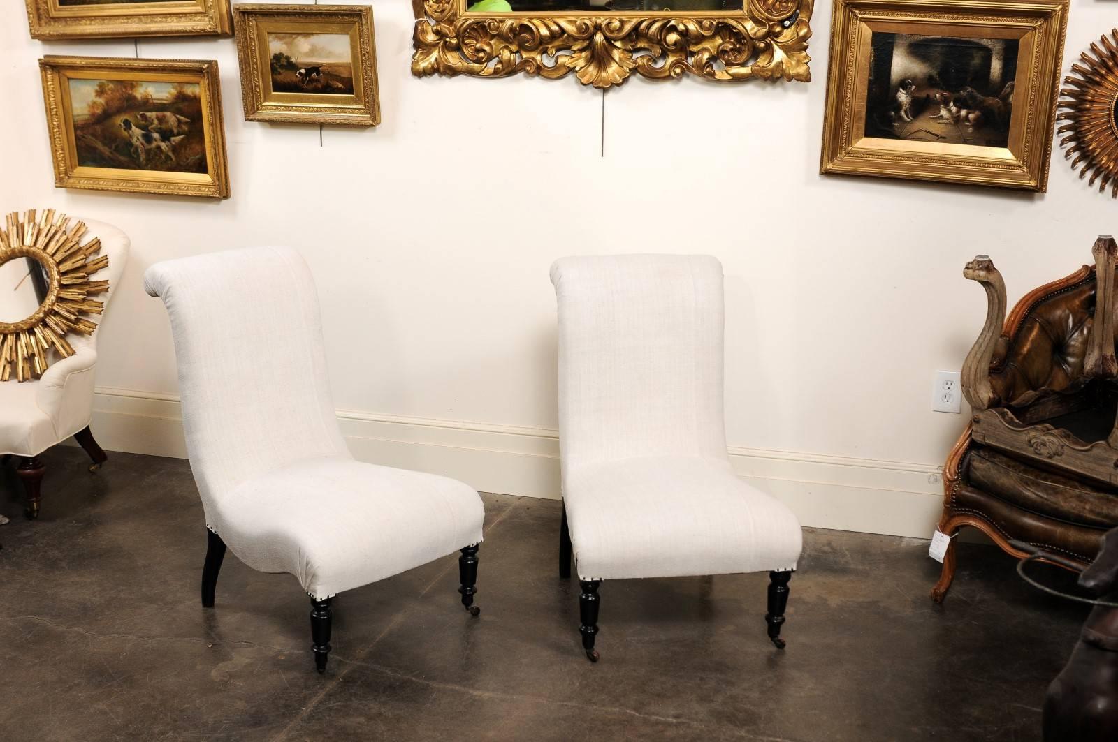 Pair of English Upholstered and Ebonized Wood Slipper Chairs, circa 1900 In Good Condition In Atlanta, GA