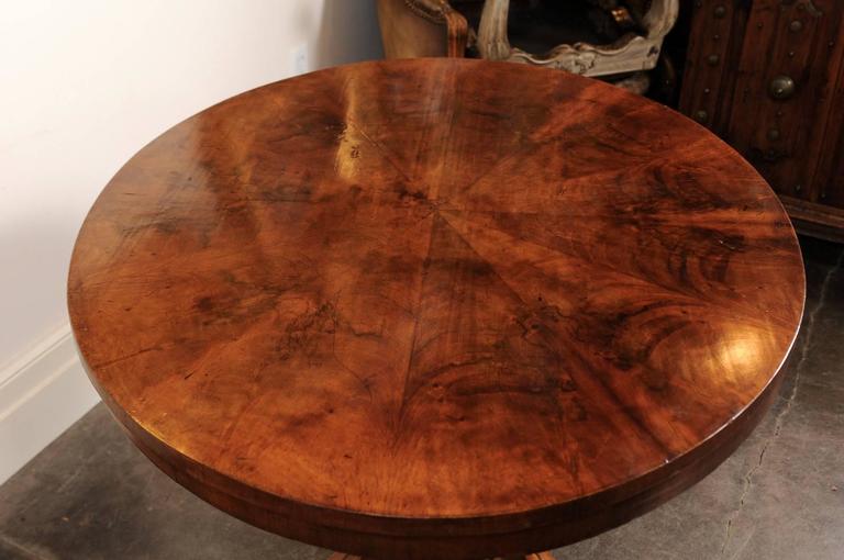 French Burl Walnut Oval Pedestal Table with Radiating Veneer, circa