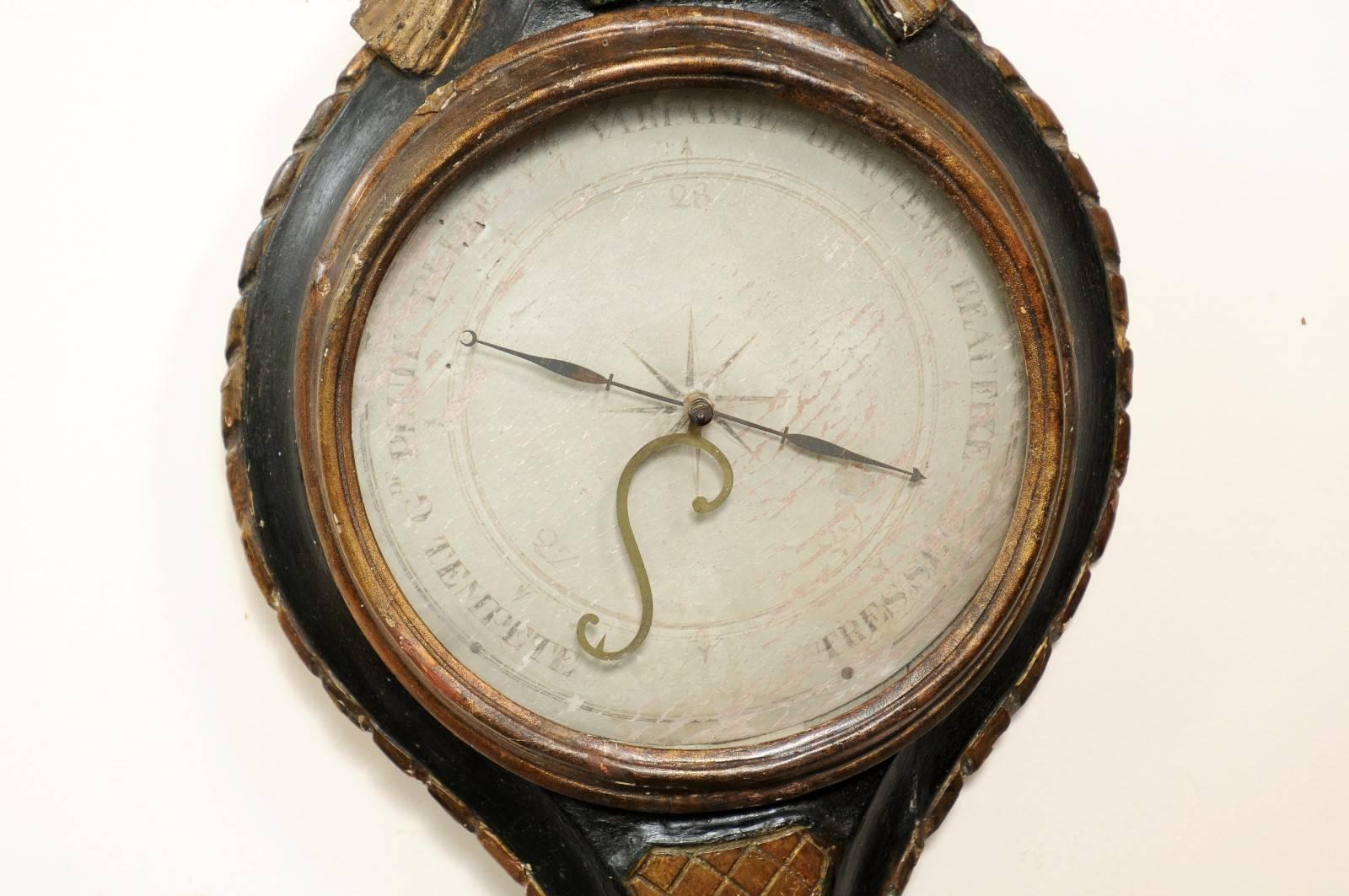 XIX secolo Barometro francese in stile Luigi XVI in legno dorato e dipinto dei primi anni del 1800 in vendita