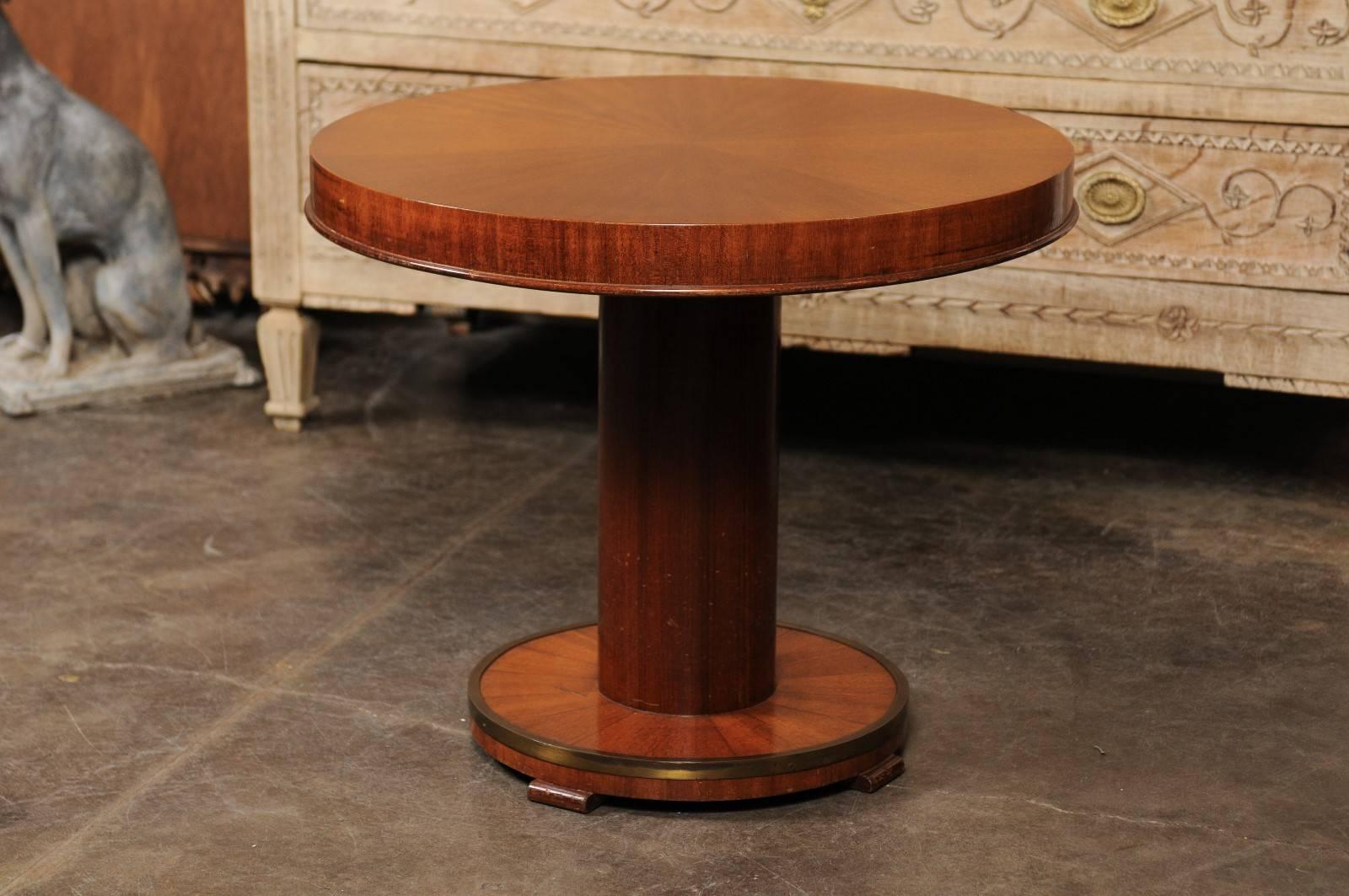 Petite French Mahogany Veneered Cocktail Table with Brass Ring, circa 1950 5