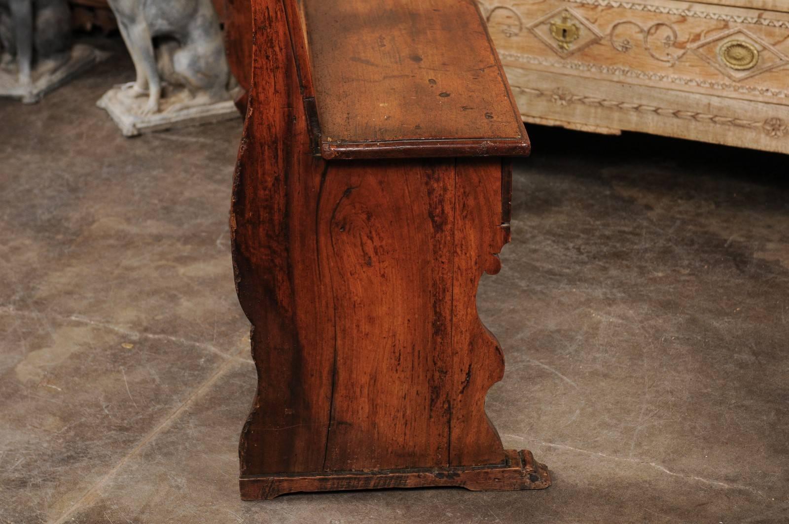 English Early 19th Century Walnut Bench with Pierced Back and Swag Motifs 3