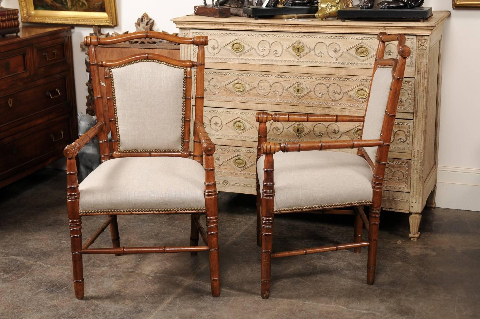Pair of English 1900s Faux-Bamboo Armchairs with Turned Legs and Stretchers 2