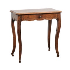 Antique French 1870s Louis XV Style Oak Side Table with Single Drawer and Cabriole Legs