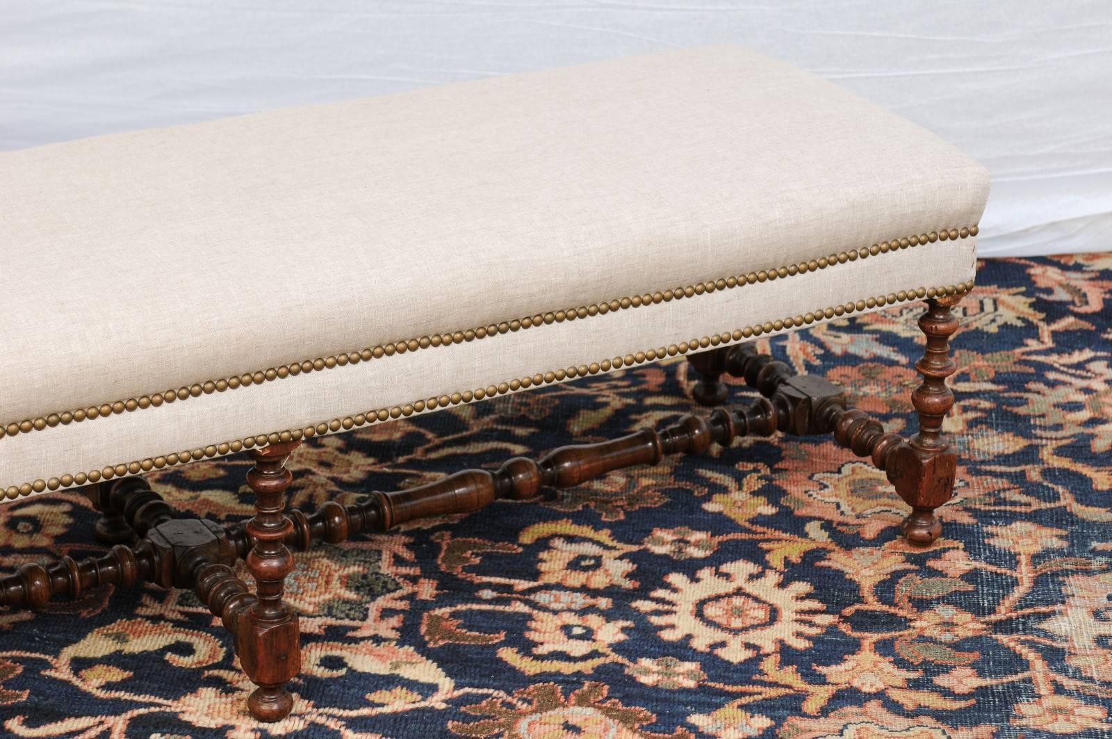Louis XIII English Early 20th Century Bobbin Leg Backless Upholstered Walnut Bench