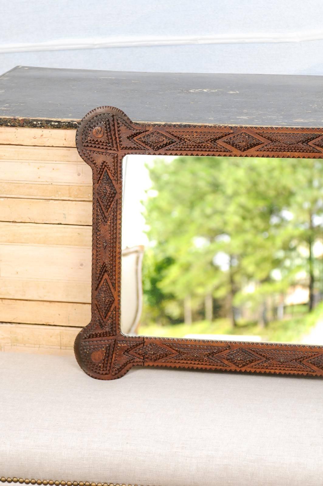 French Small Size Turn of the Century Oak Tramp Art Mirror with Rounded Edges In Good Condition In Atlanta, GA