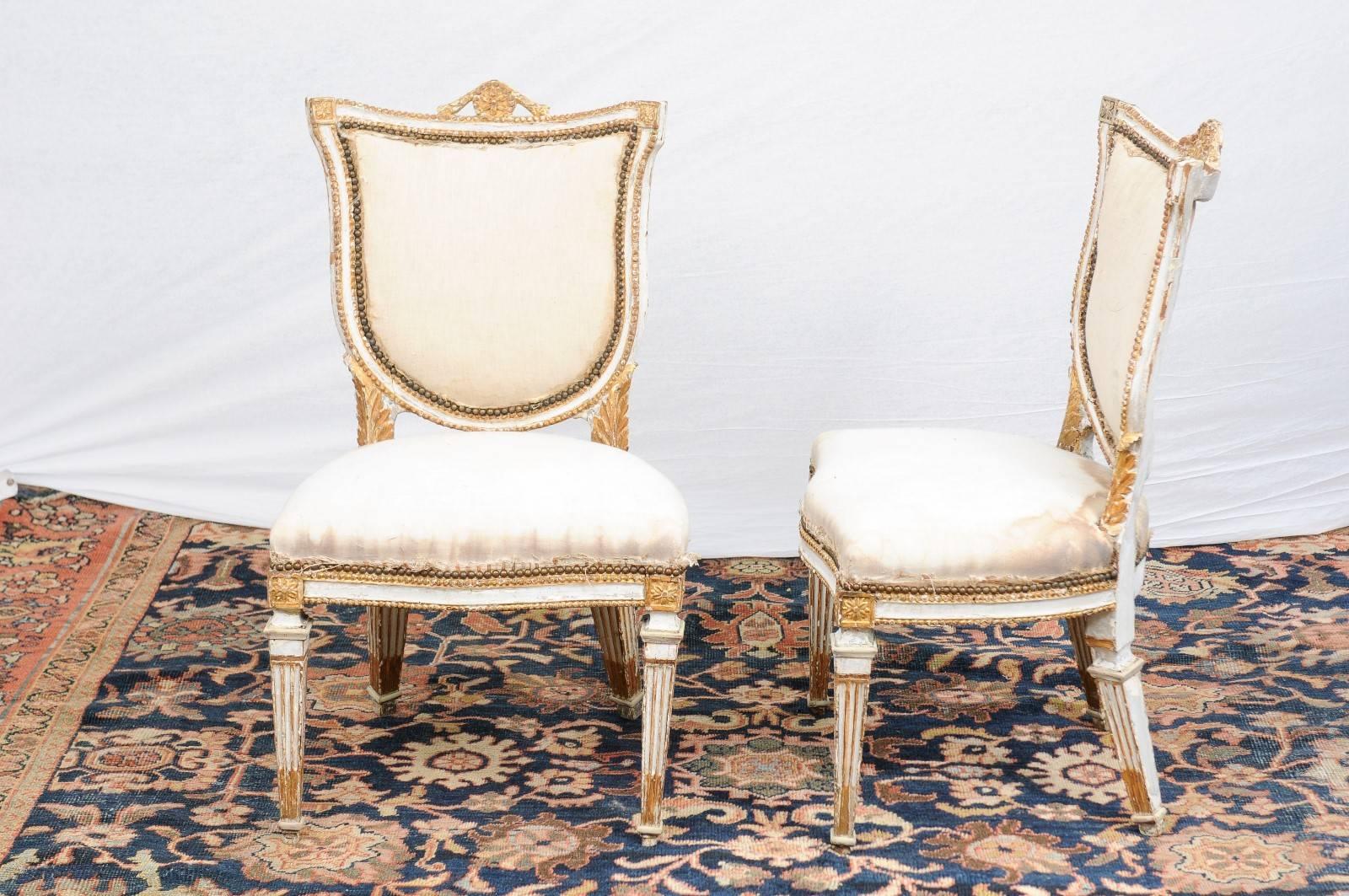 Pair of Italian Neoclassical Painted and Gilded Side Chairs with Shield Backs 3