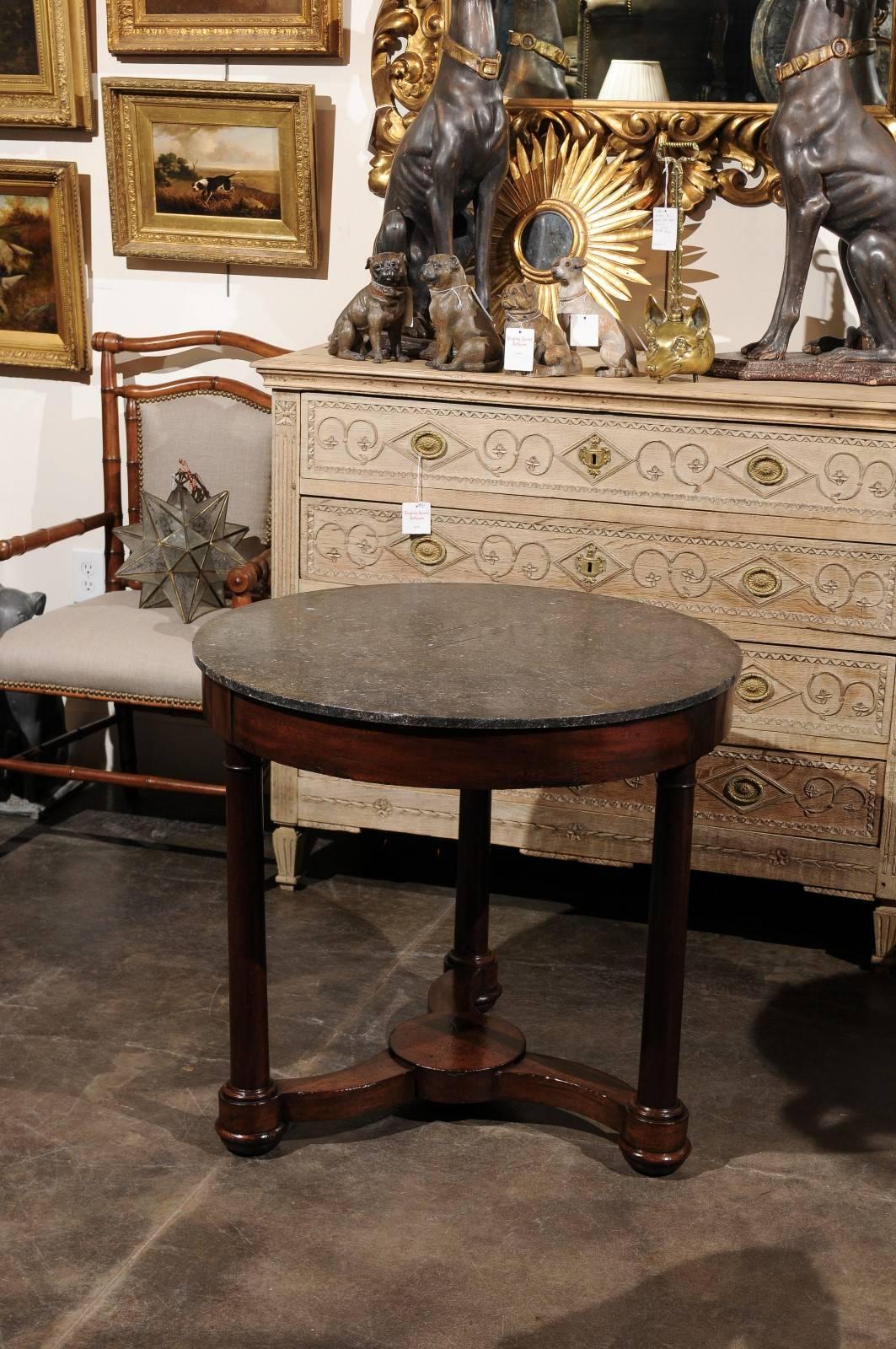 French Empire Style Mahogany Guéridon Side Table with Marble Top and Column Legs In Excellent Condition In Atlanta, GA