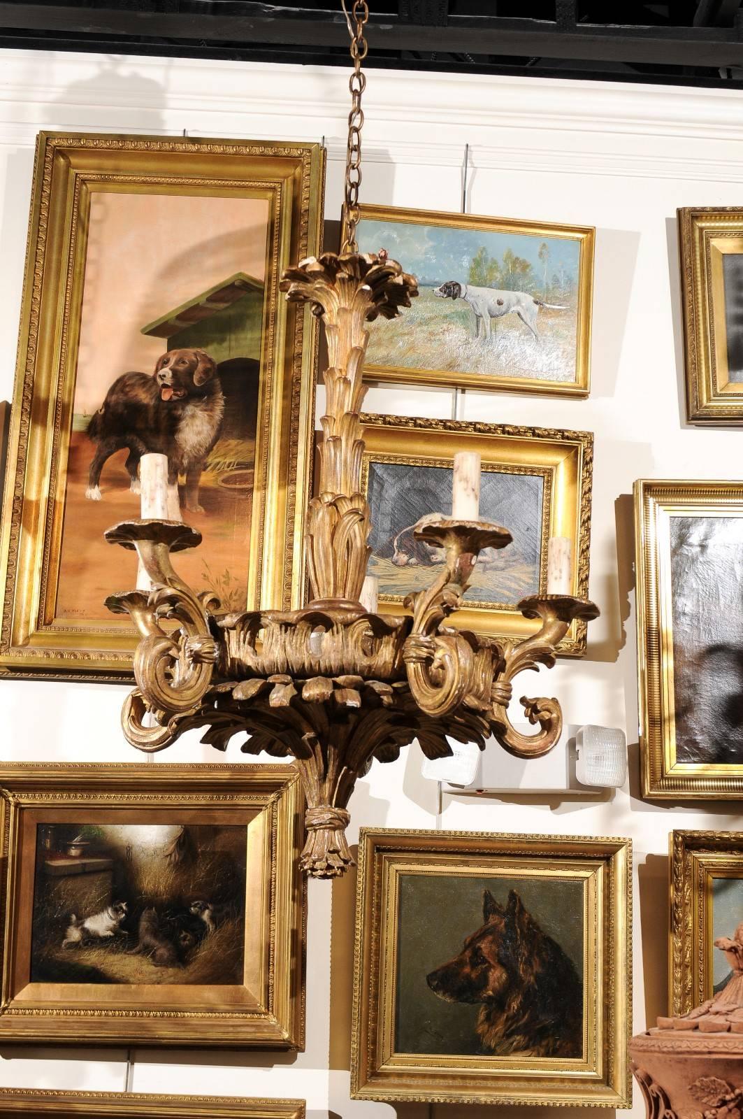 French Five-Light Foliage Themed Giltwood Carved Chandelier, Early 20th Century For Sale 6