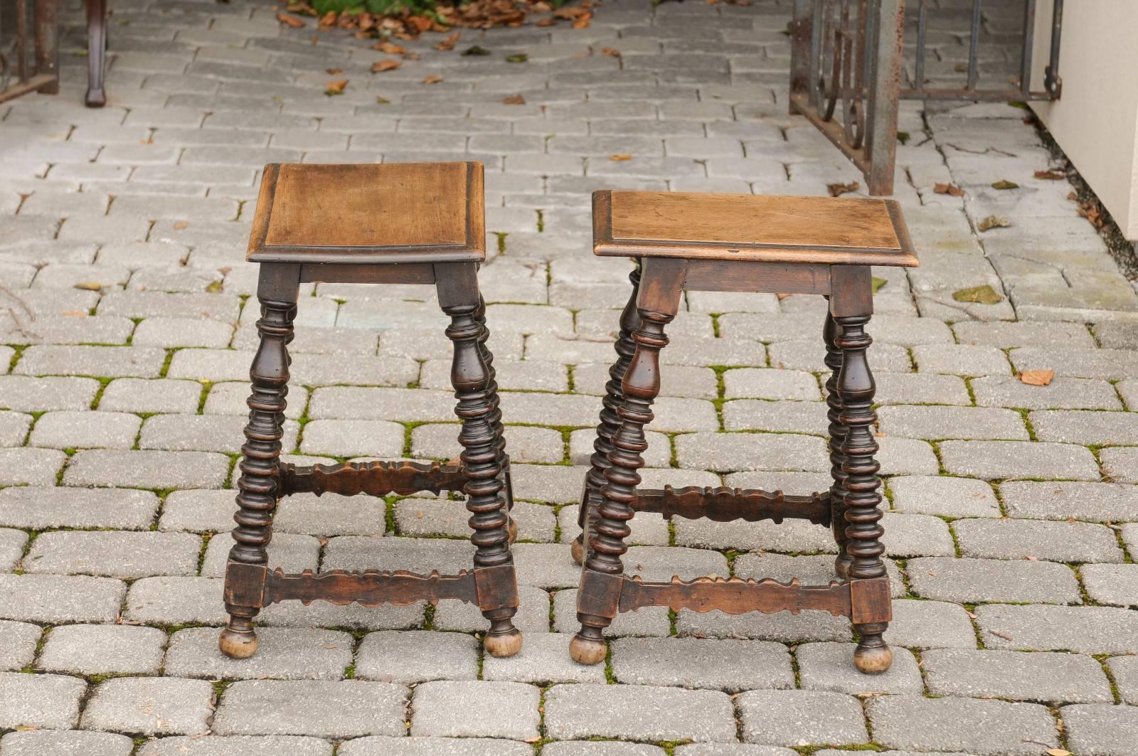 Pair of Italian Walnut Bobbin Legs Stools with Side Stretchers from the 1840s 2