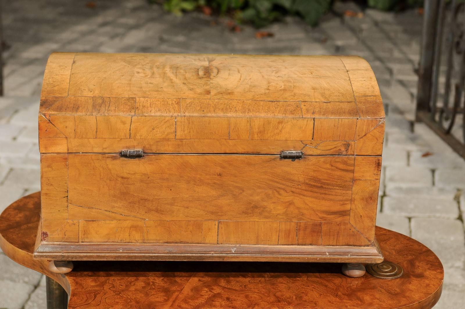 1815 Biedermeier Austrian Decorative Box with Arched Lid and Burled Walnut 3