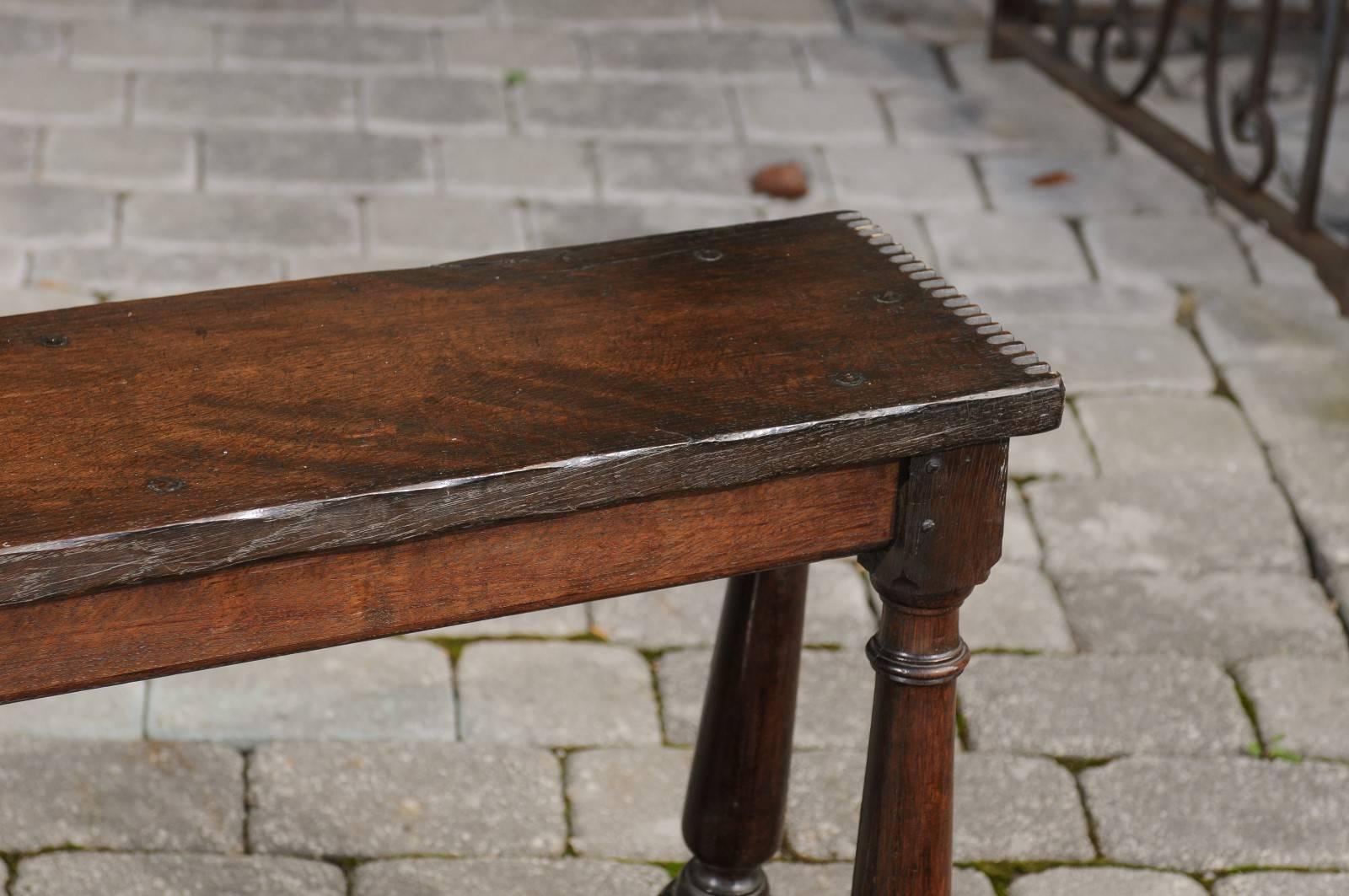 19th Century English, 1880s Oak Bench with Splayed Baluster-Turned Legs and Side Stretchers