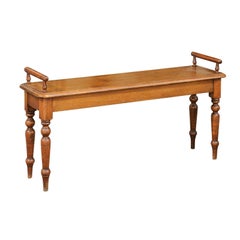 English 1900s Oak Hall Bench with Cylindrical Arm Supports and Turned Legs