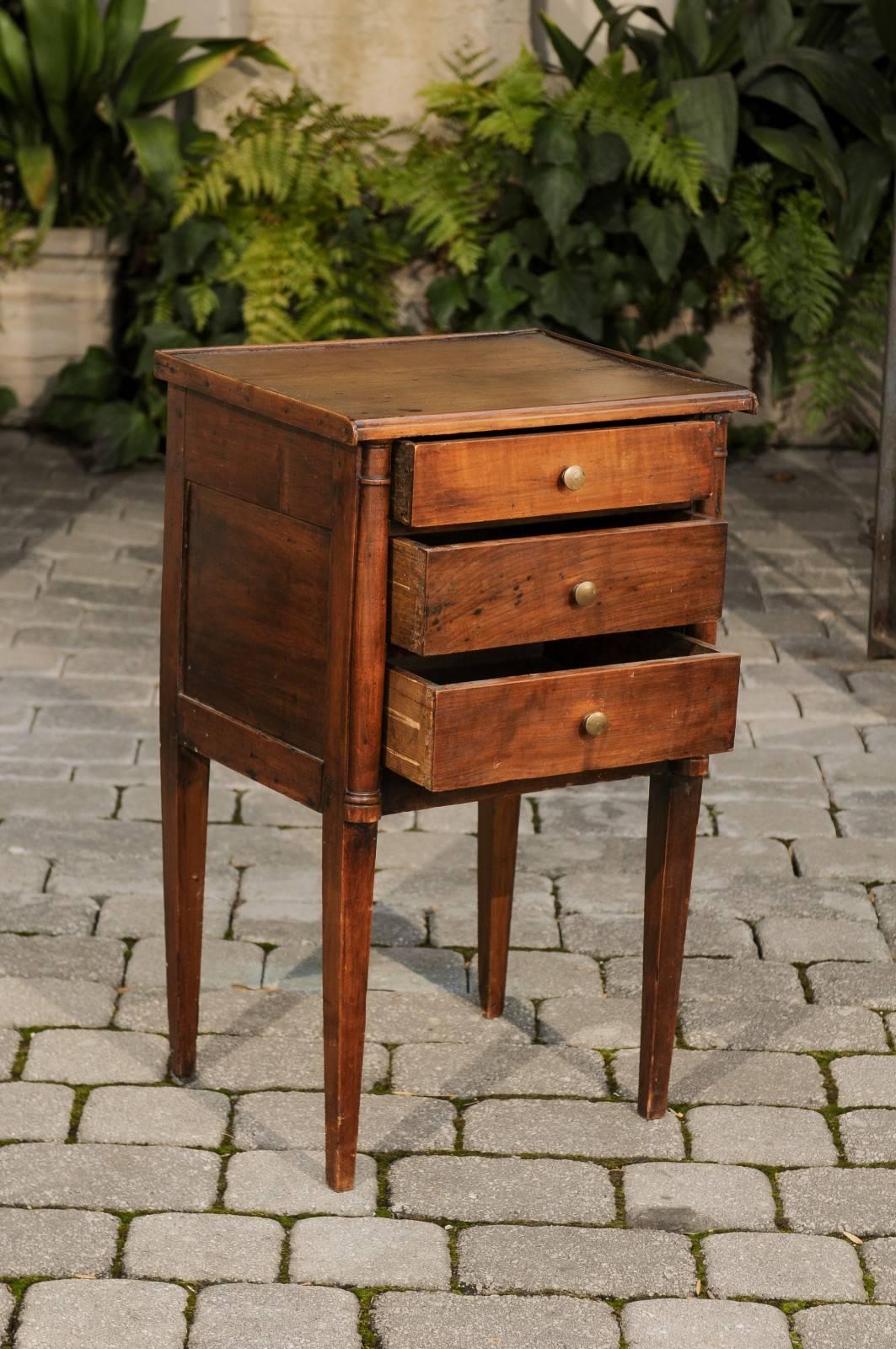 19th Century French Petite 1810s Neoclassical Commode with Three Drawers and Semi Columns