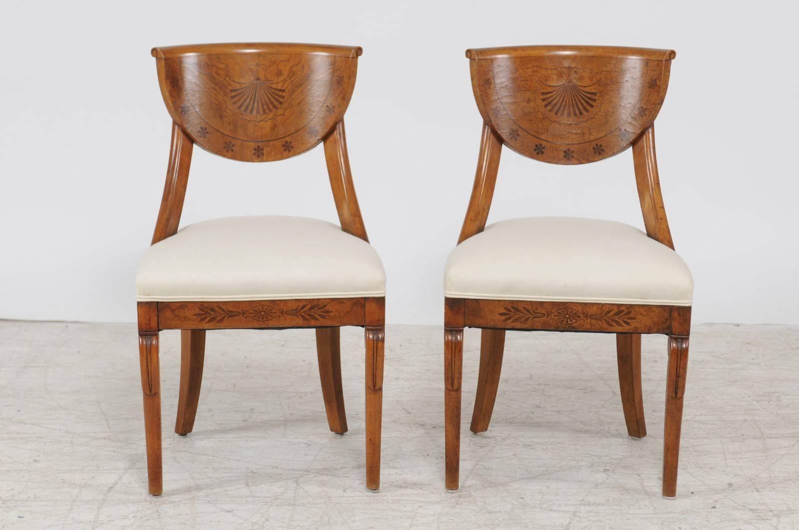 Pair of 1840s Austrian Biedermeier Upholstered Side Chairs with Marquetry Décor 3