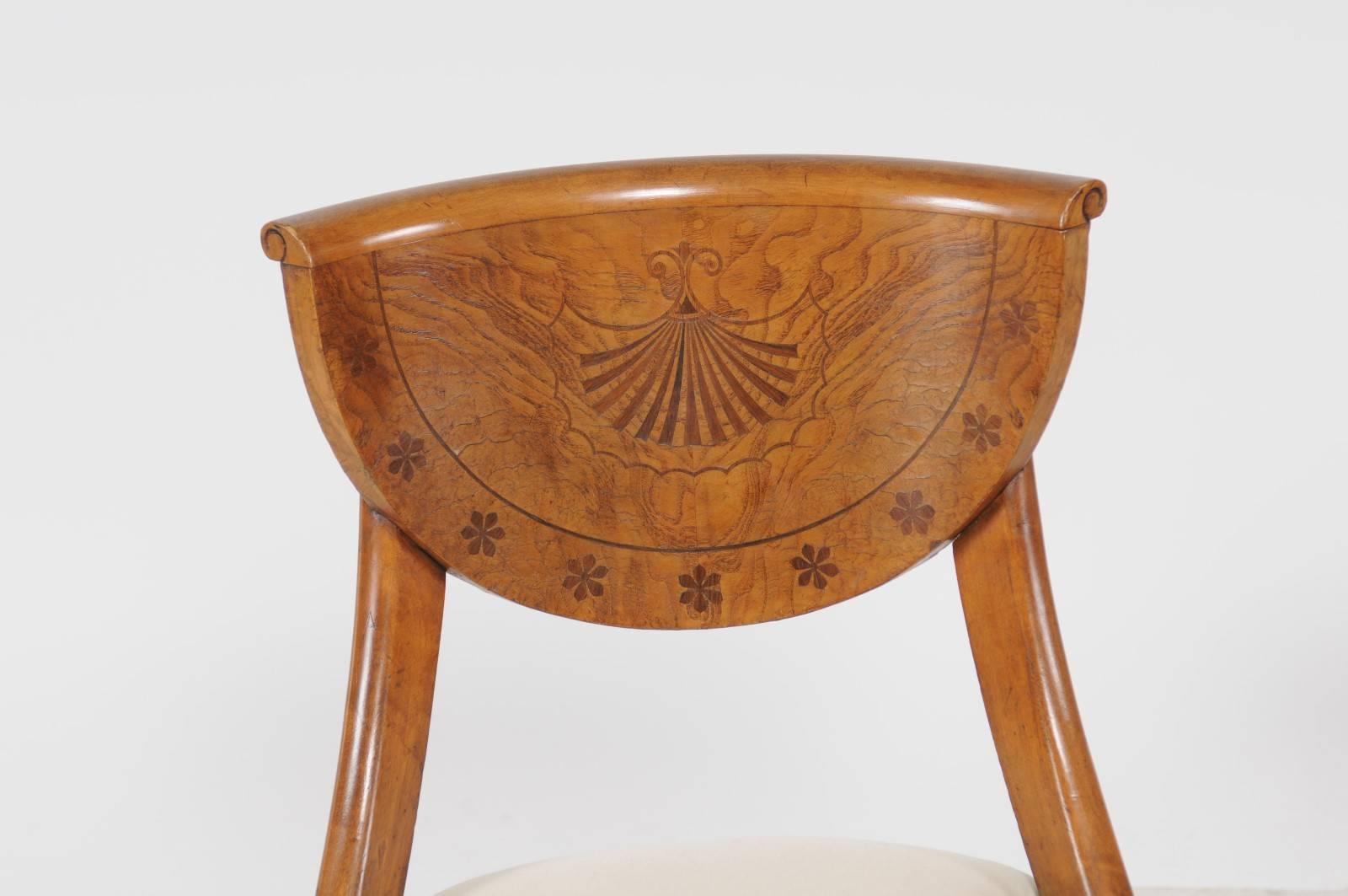 Pair of 1840s Austrian Biedermeier Upholstered Side Chairs with Marquetry Décor 4