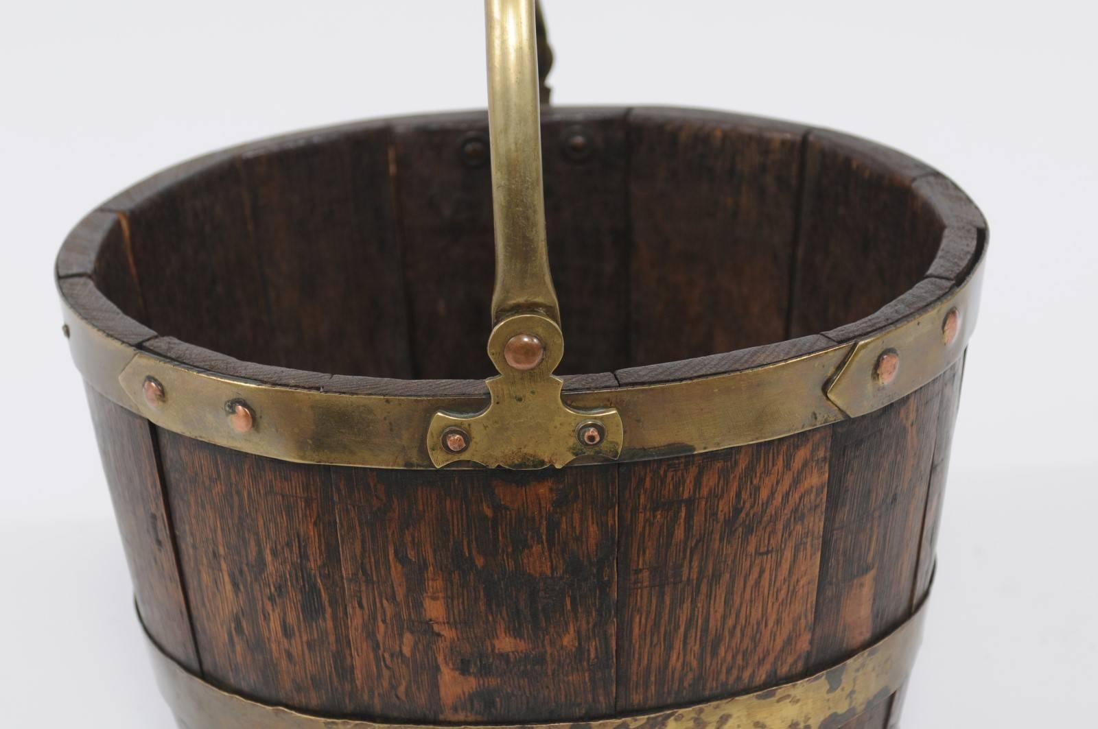 English Oak and Brass Bucket with Handle from the Late 19th Century 1