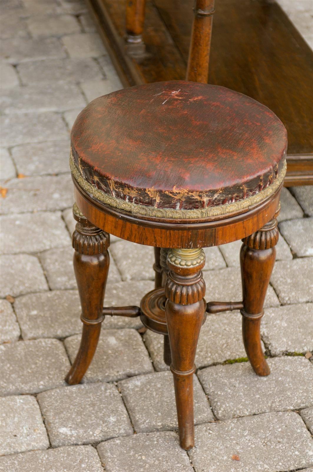 Round English Early 19th Century Regency Stool with Adjustable Red Leather Seat For Sale 1